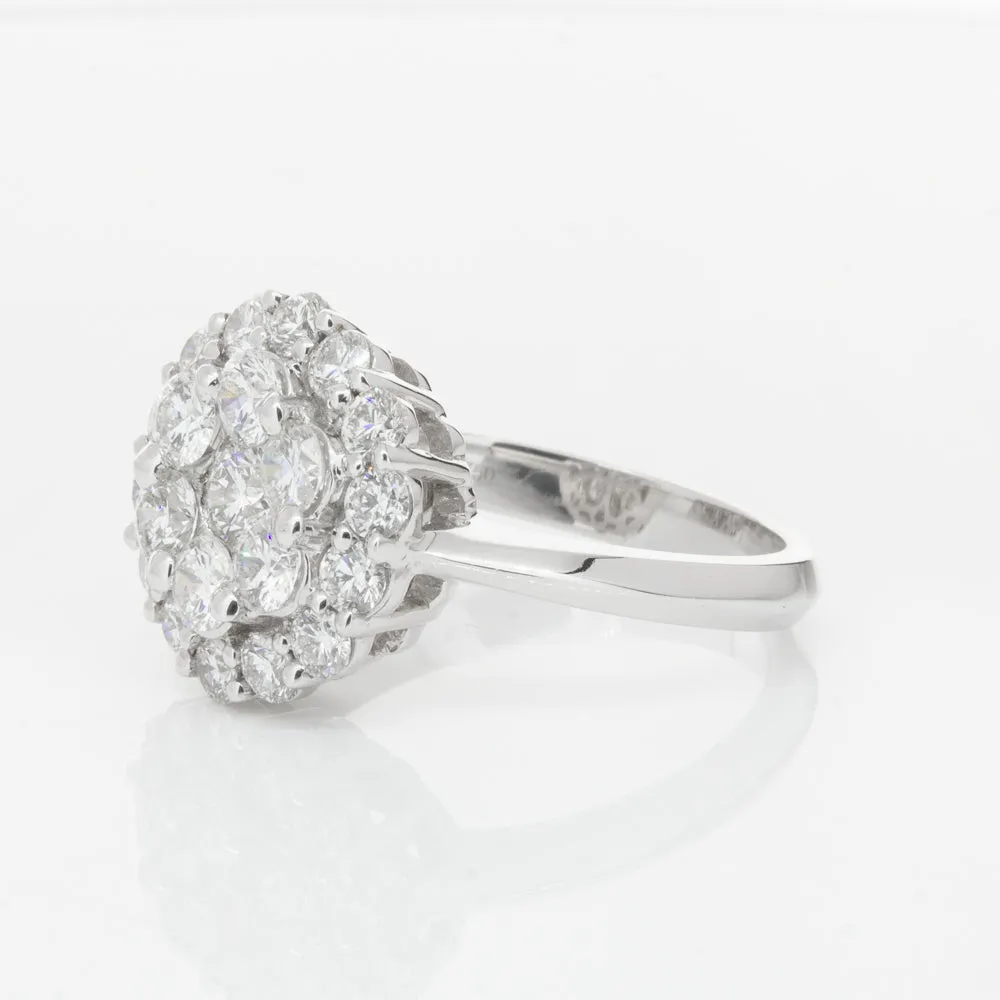 18ct White Gold Diamond Cluster Ring