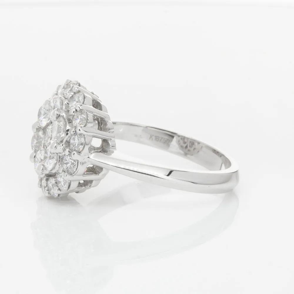 18ct White Gold Diamond Cluster Ring