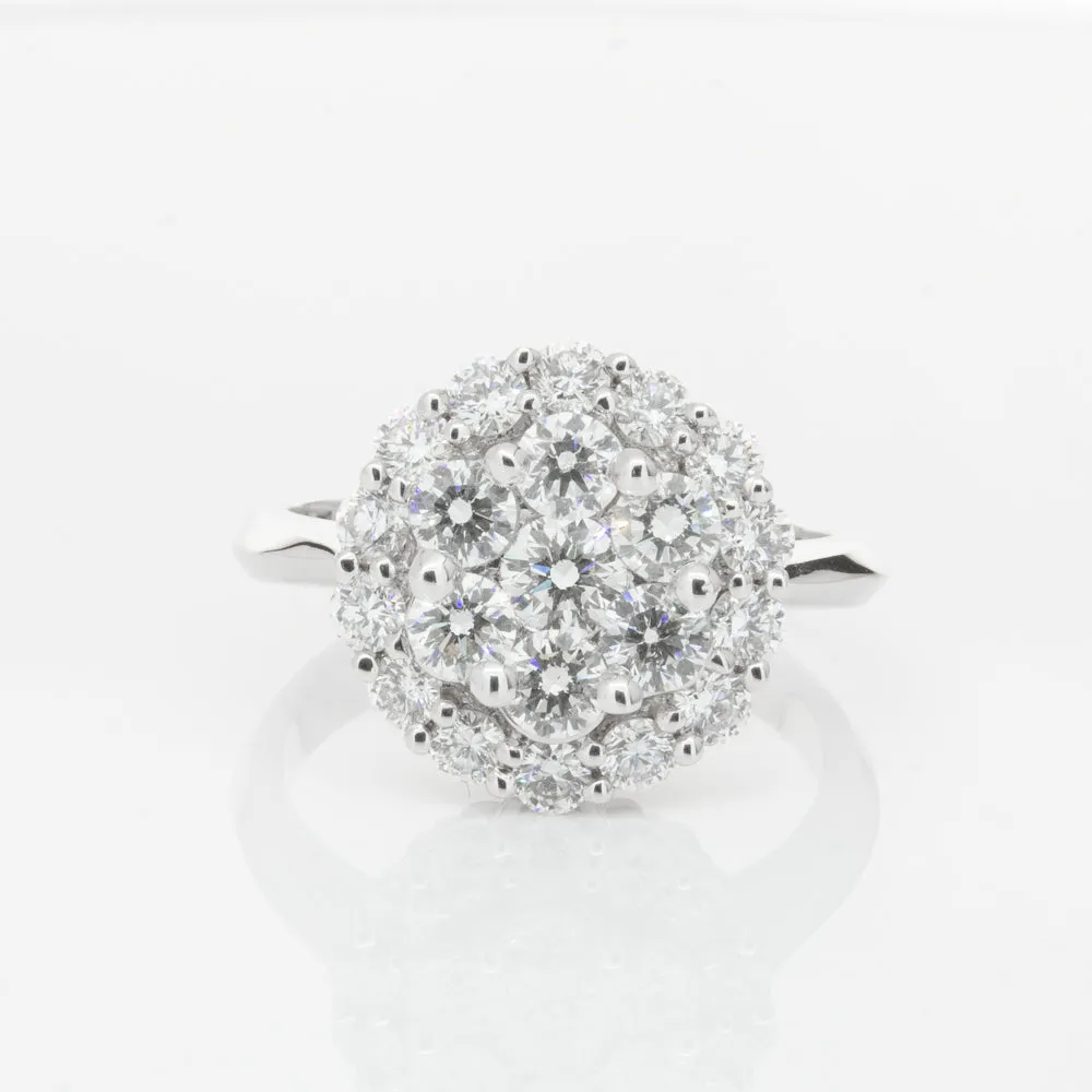 18ct White Gold Diamond Cluster Ring