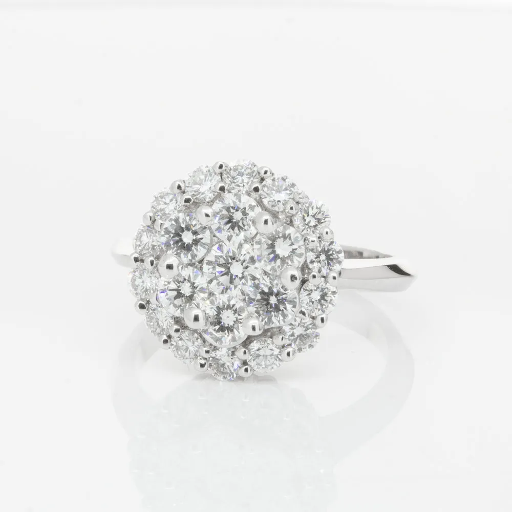 18ct White Gold Diamond Cluster Ring