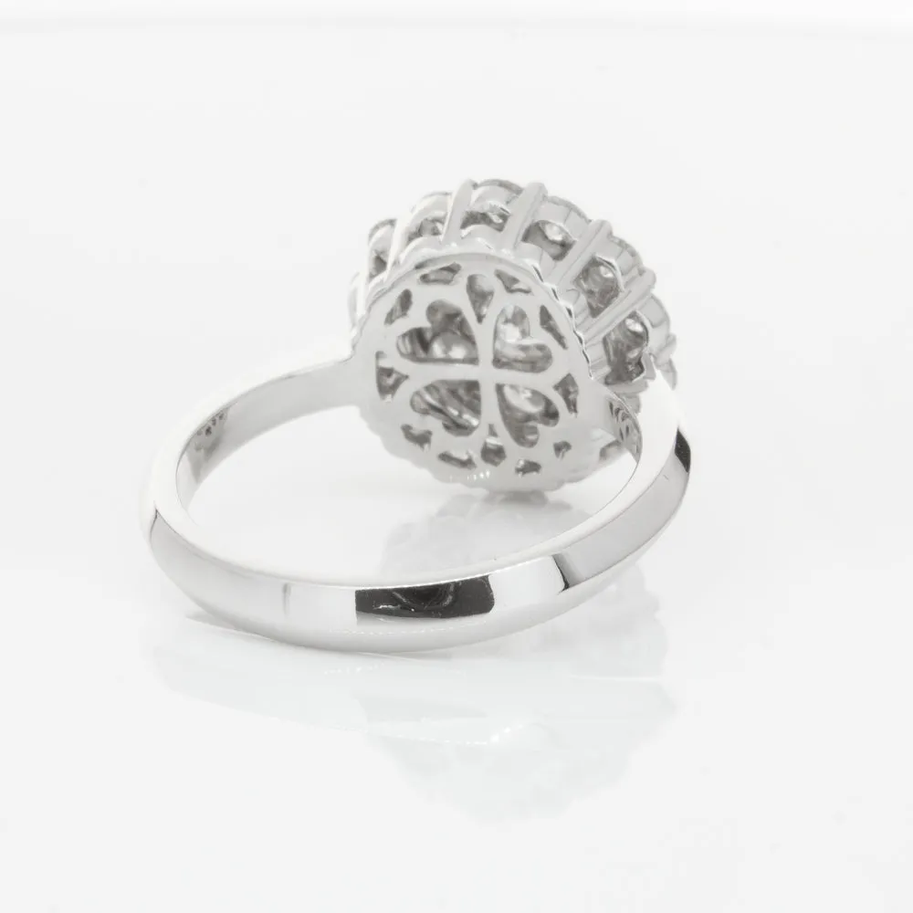 18ct White Gold Diamond Cluster Ring