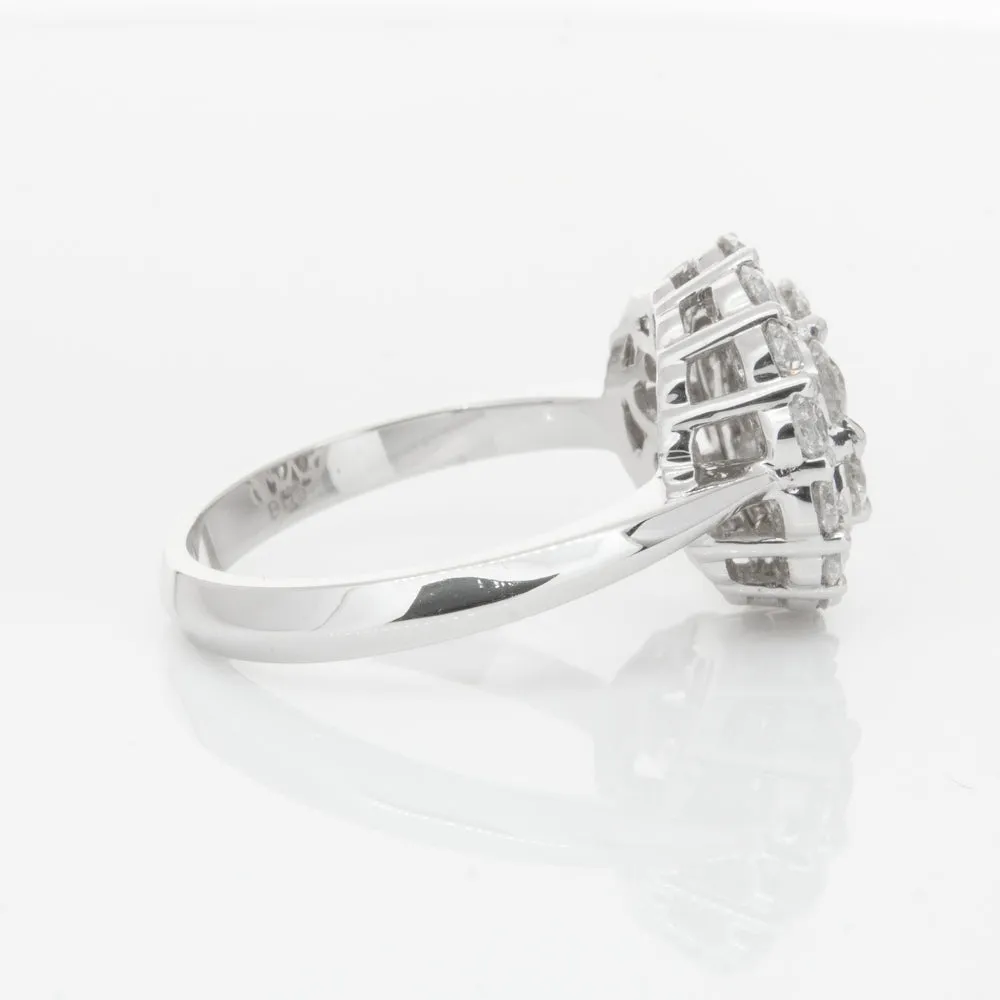 18ct White Gold Diamond Cluster Ring