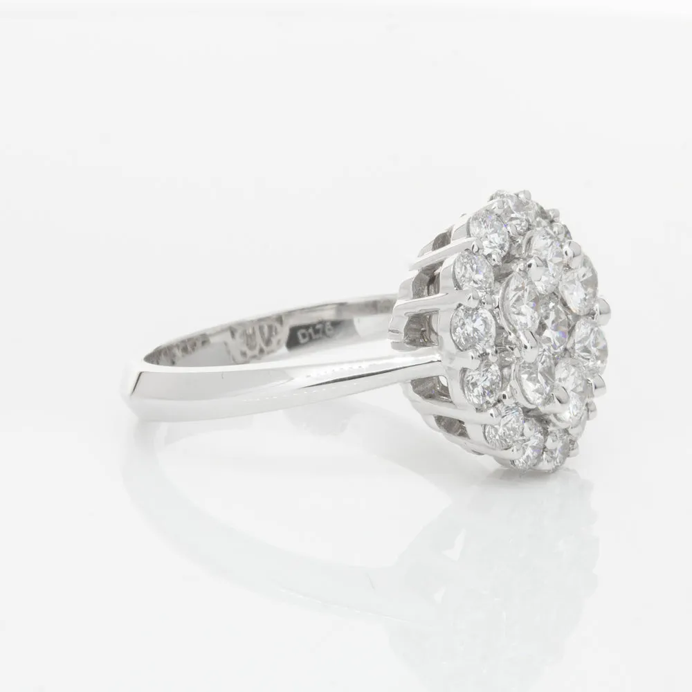 18ct White Gold Diamond Cluster Ring