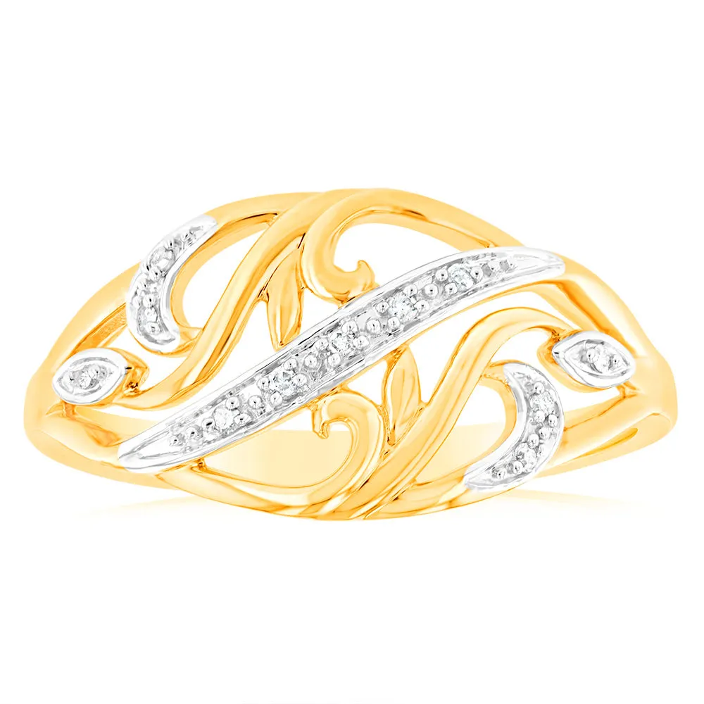9ct Yellow Gold Diamond Ring with 11 Brilliant Cut Diamonds