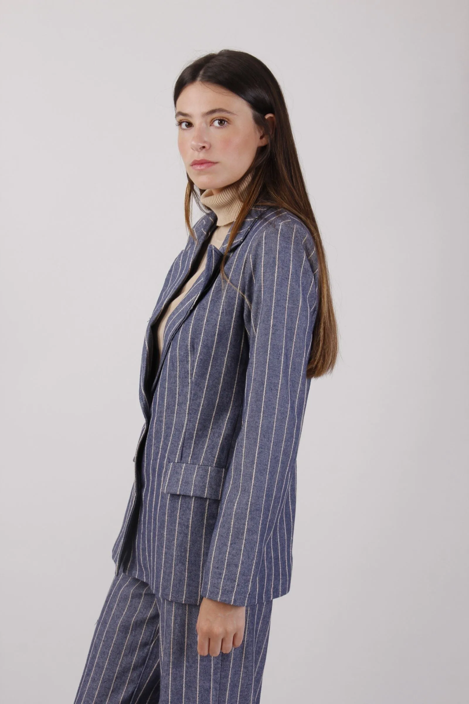 BLUE PINSTRIPED CHIC BLAZER
