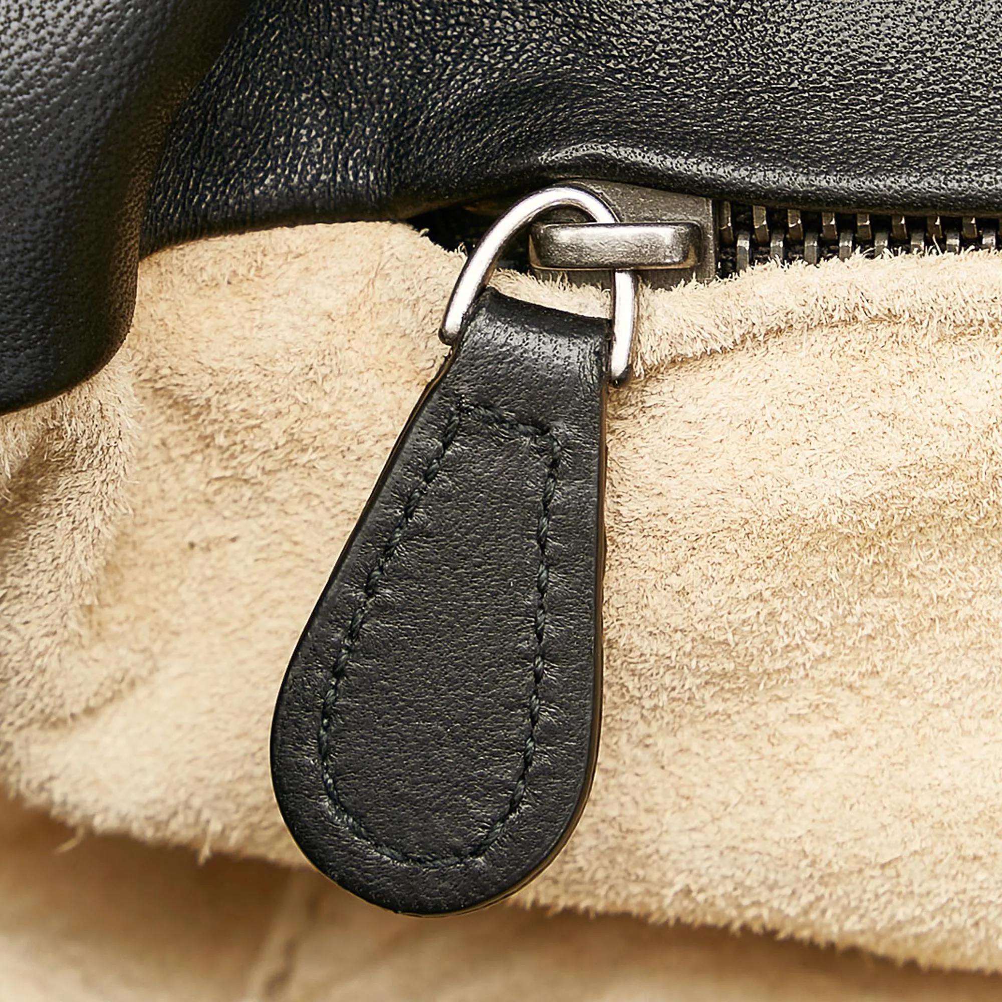 Bottega Veneta Intrecciato Leather Tote Bag (SHG-23505)
