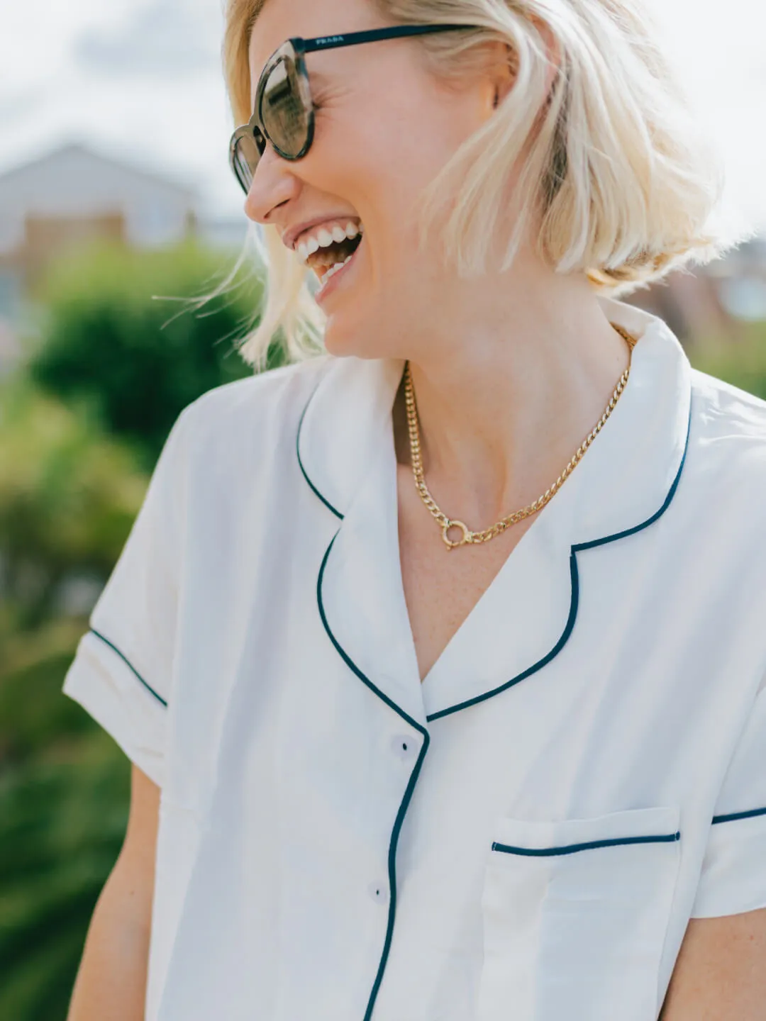 Chic White