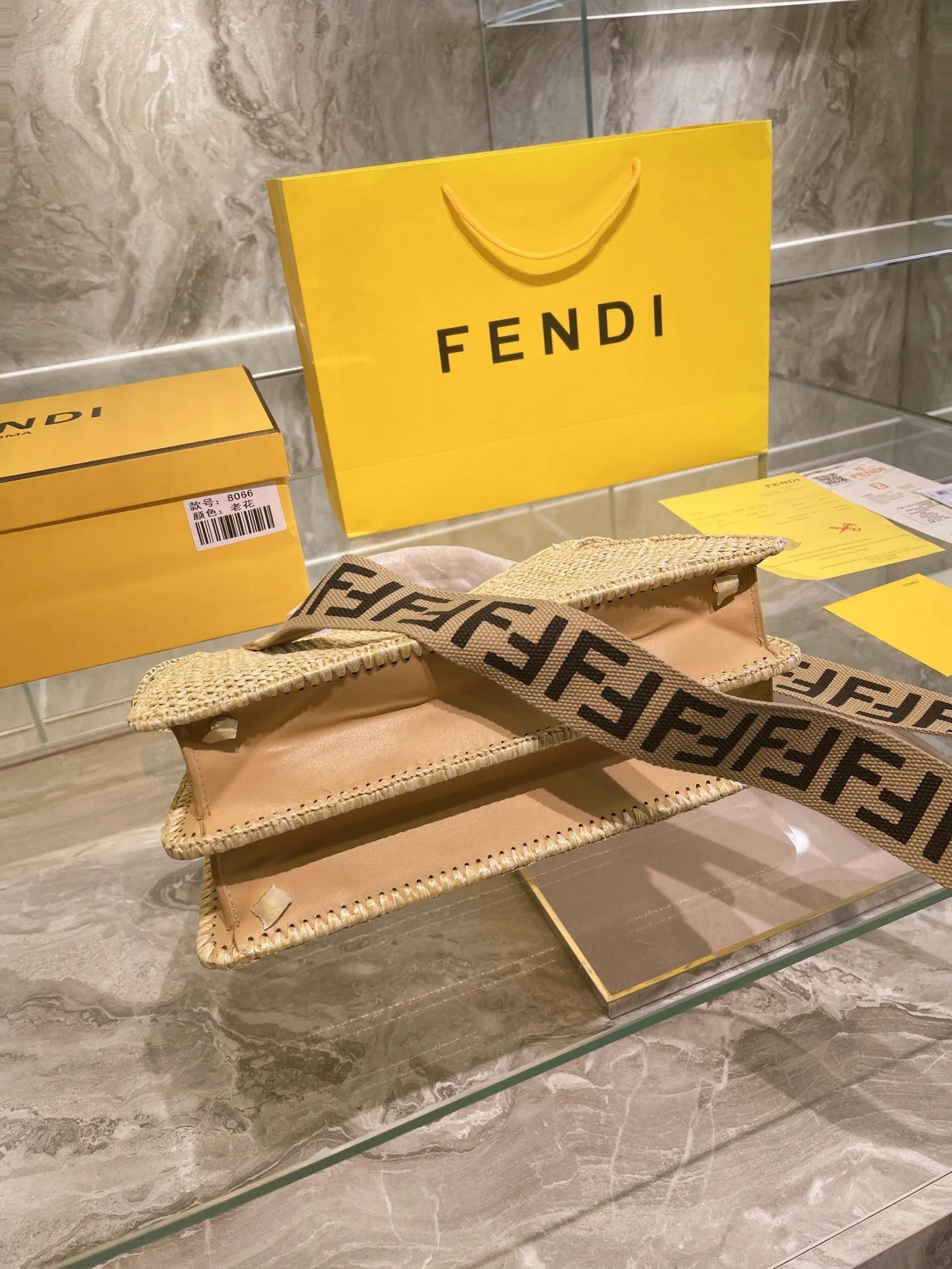 EN   Designer bags by Fendi 204