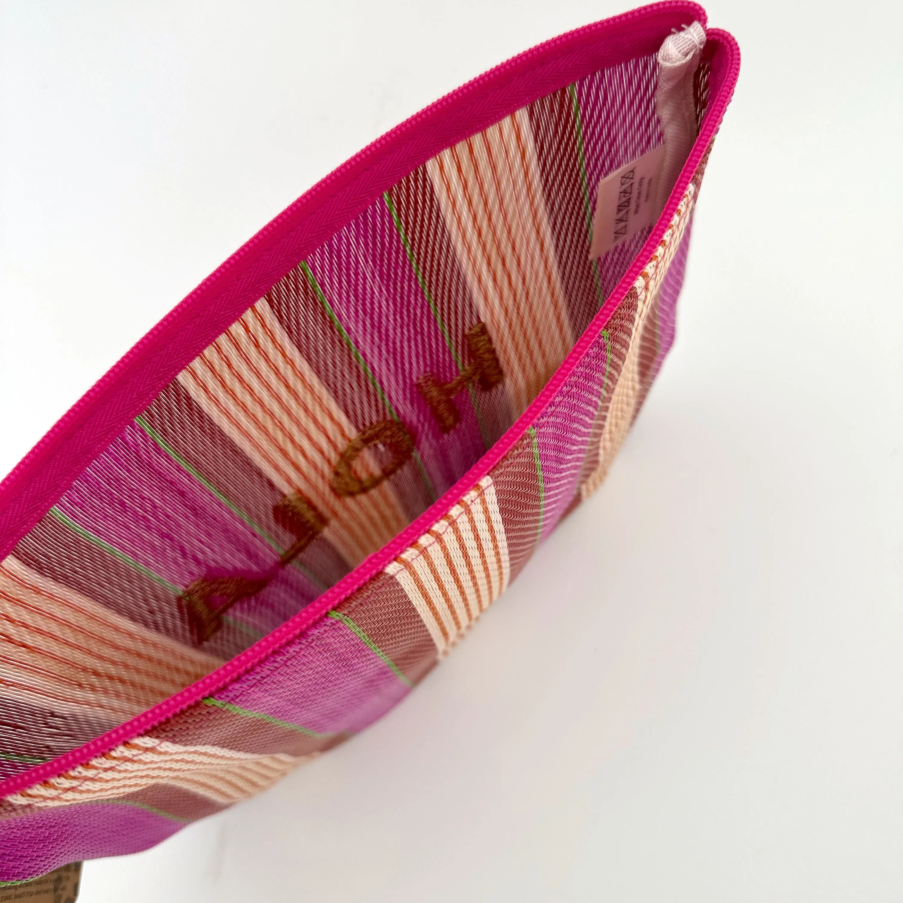 HOLA RECYCLED POUCH: PINK/ RED