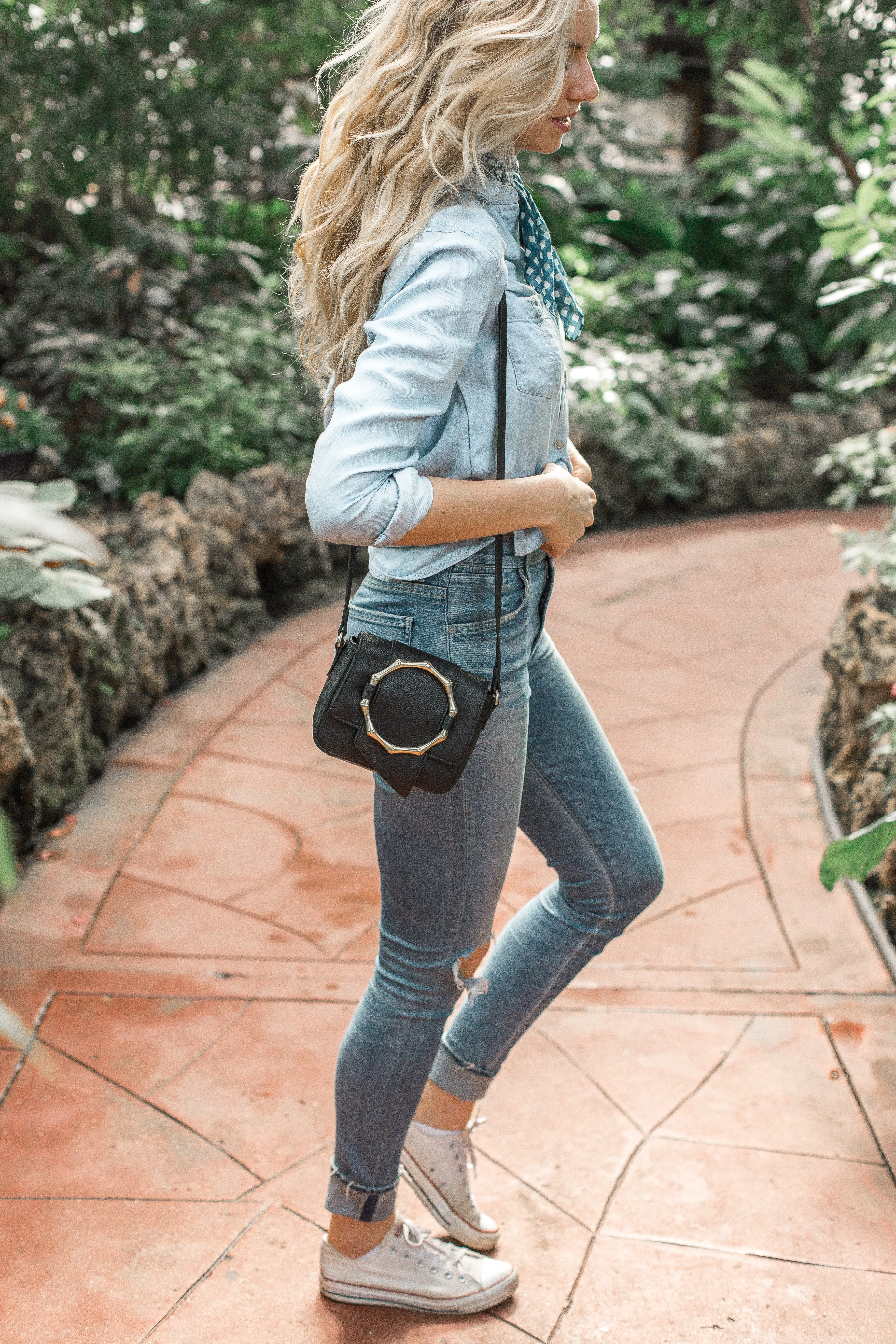 Joni Crossbody in Black