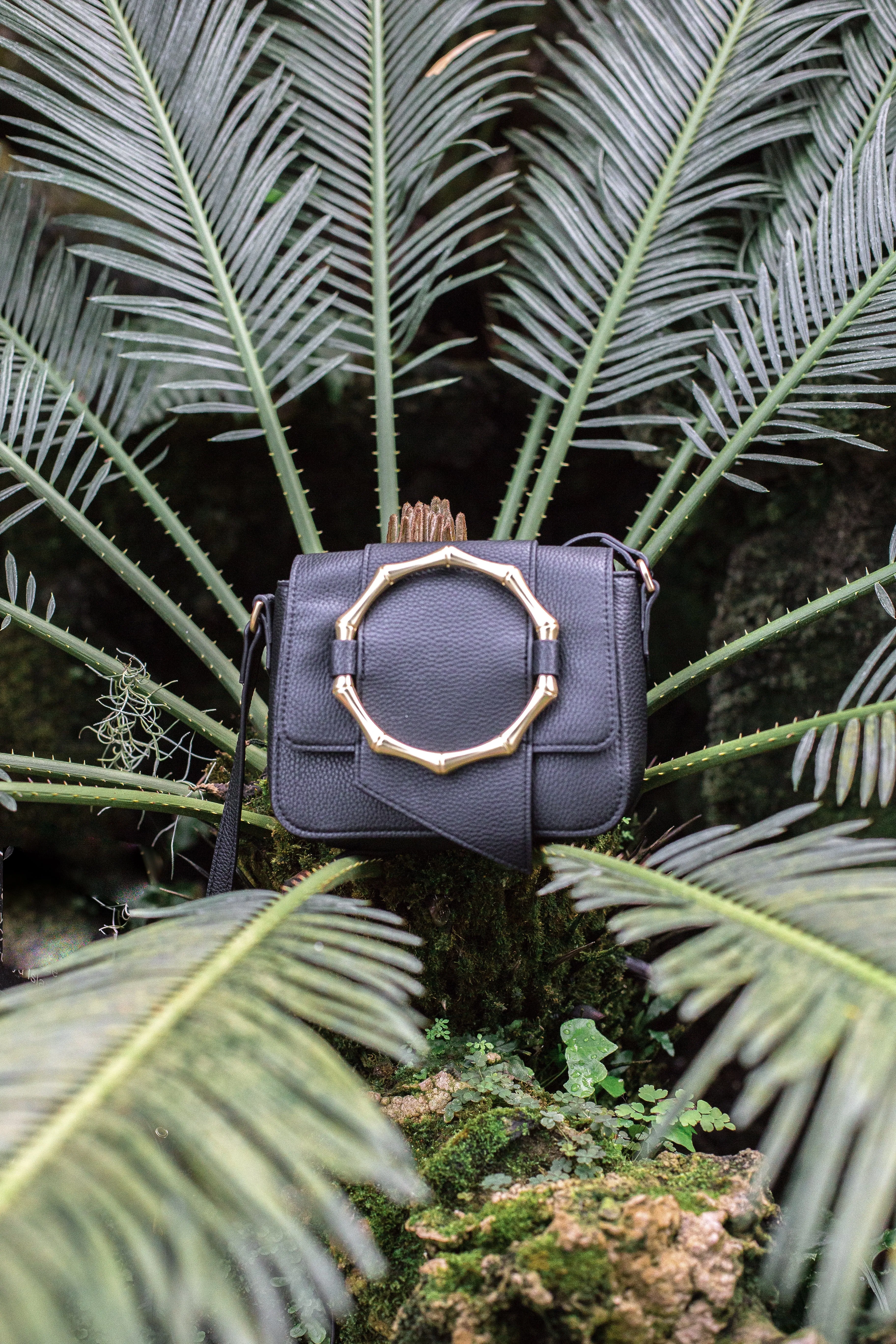 Joni Crossbody in Black