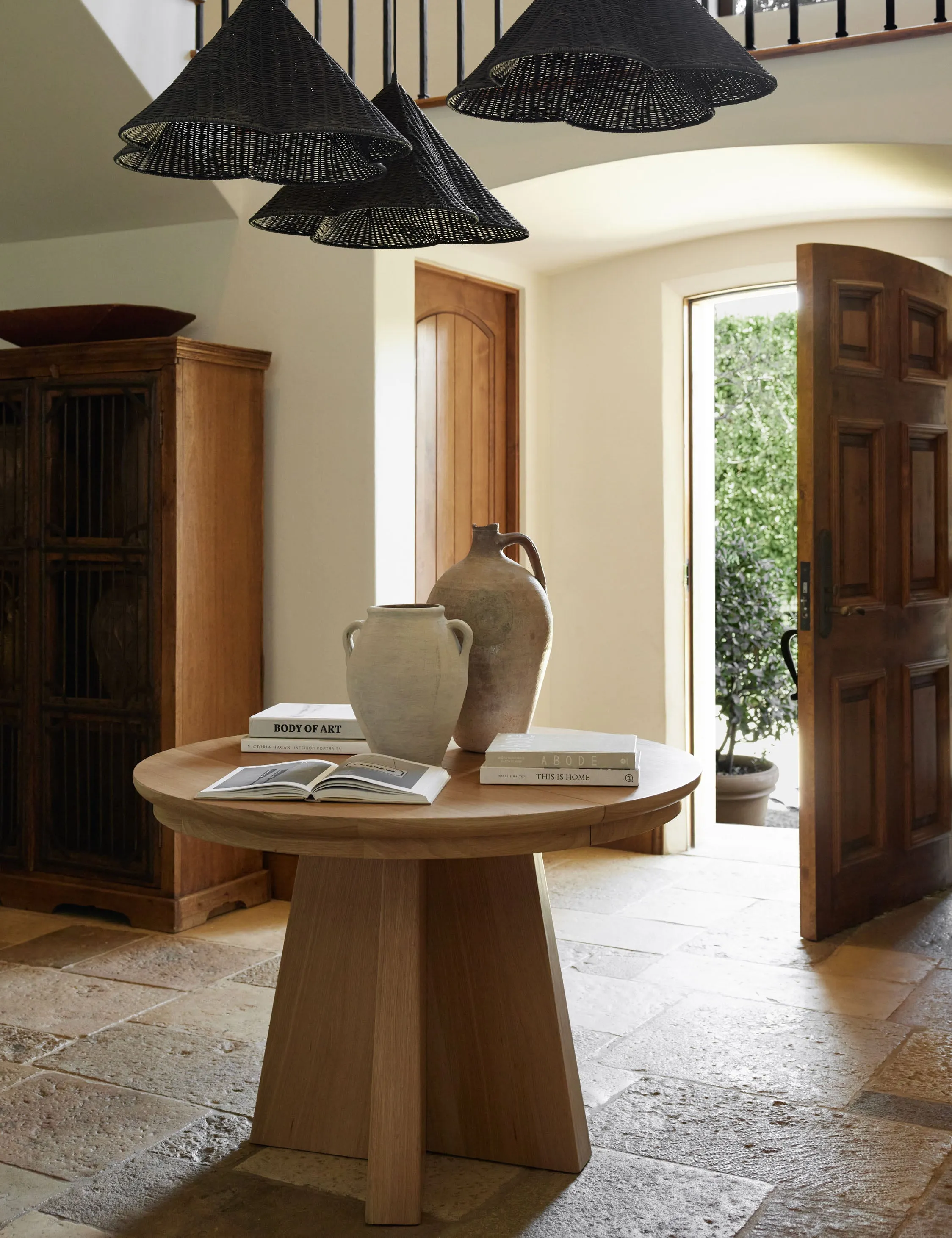 Nycola Extendable Oval Dining Table