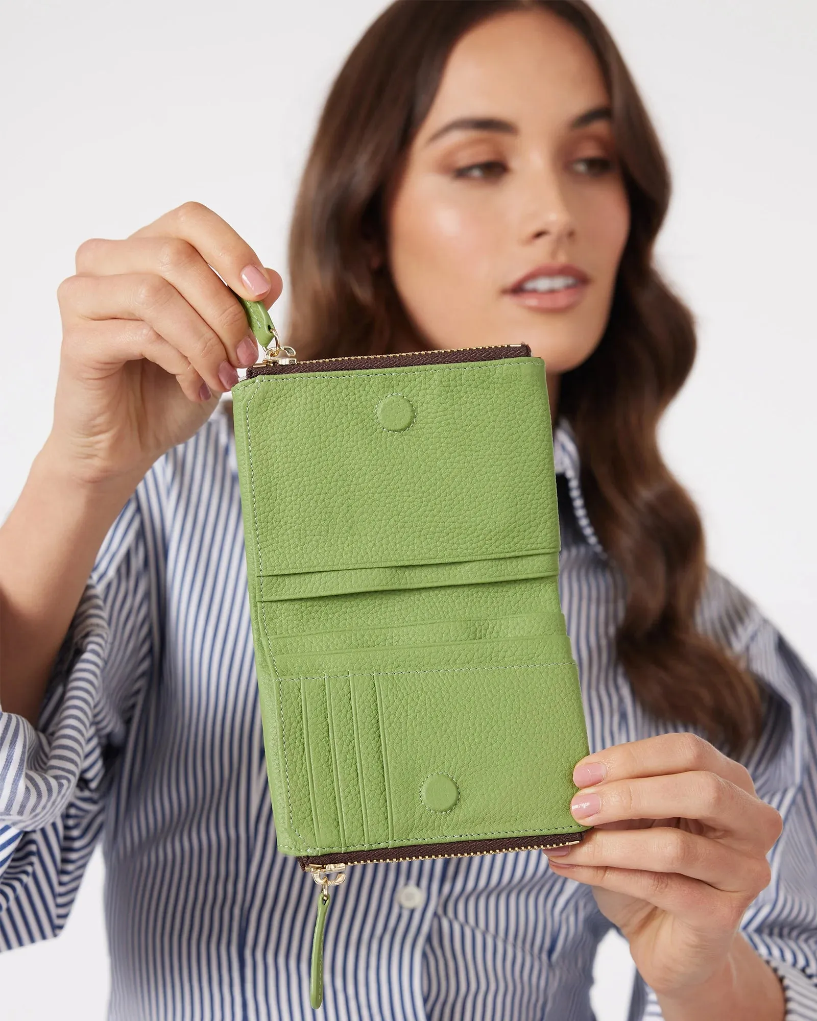 Saben Delilah Wallet