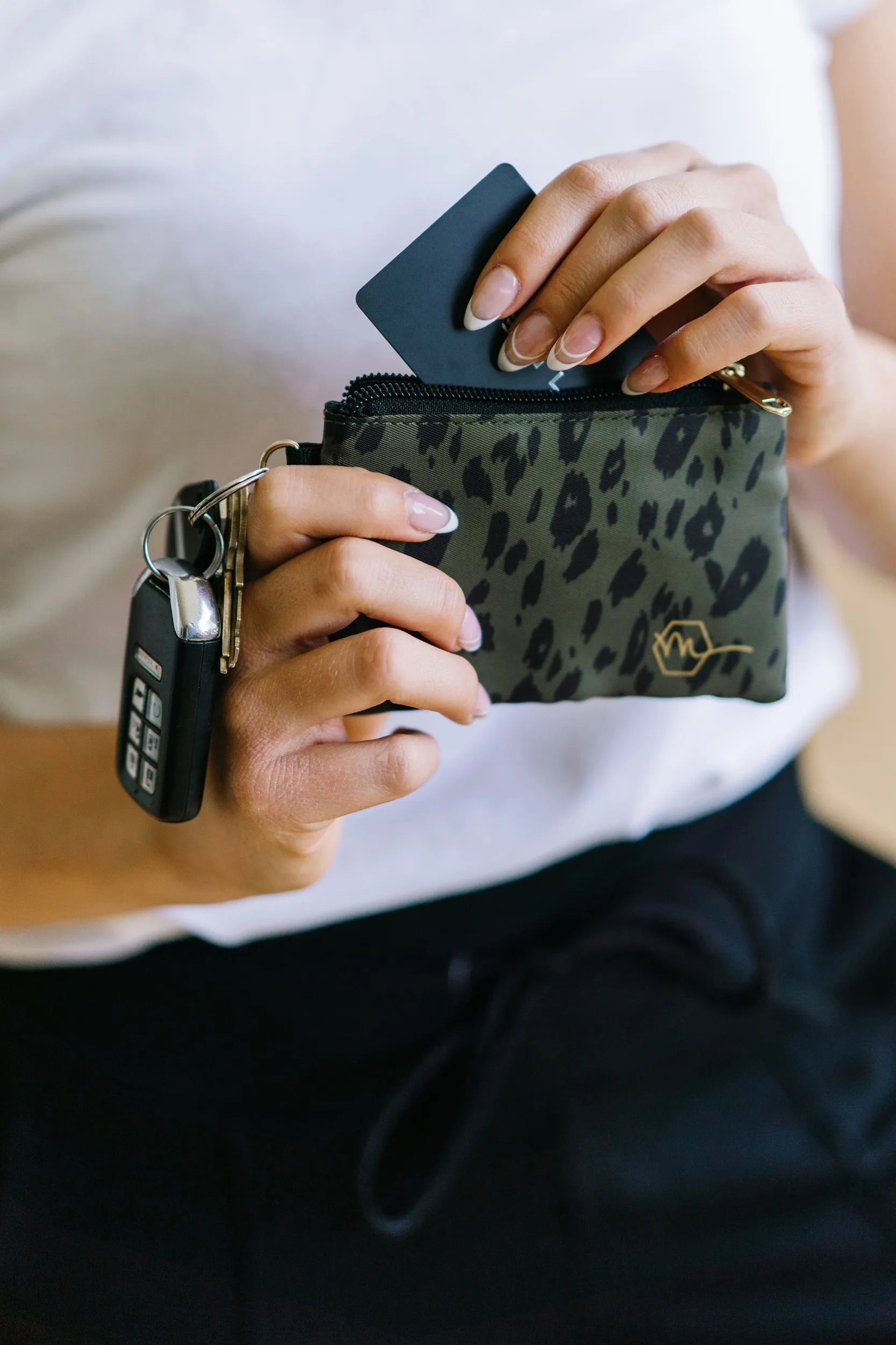 Sport Wallet - Green Leopard