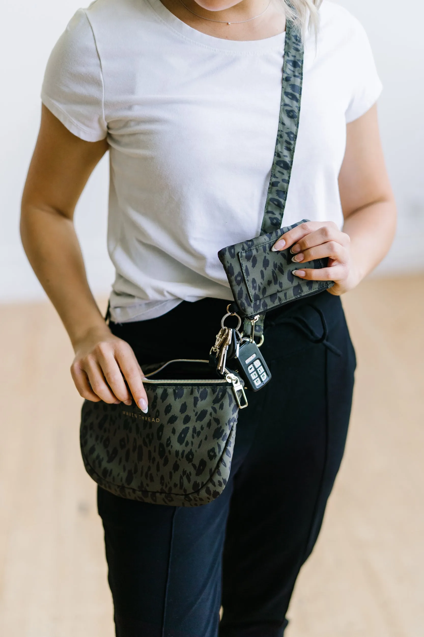 Sport Wallet - Green Leopard