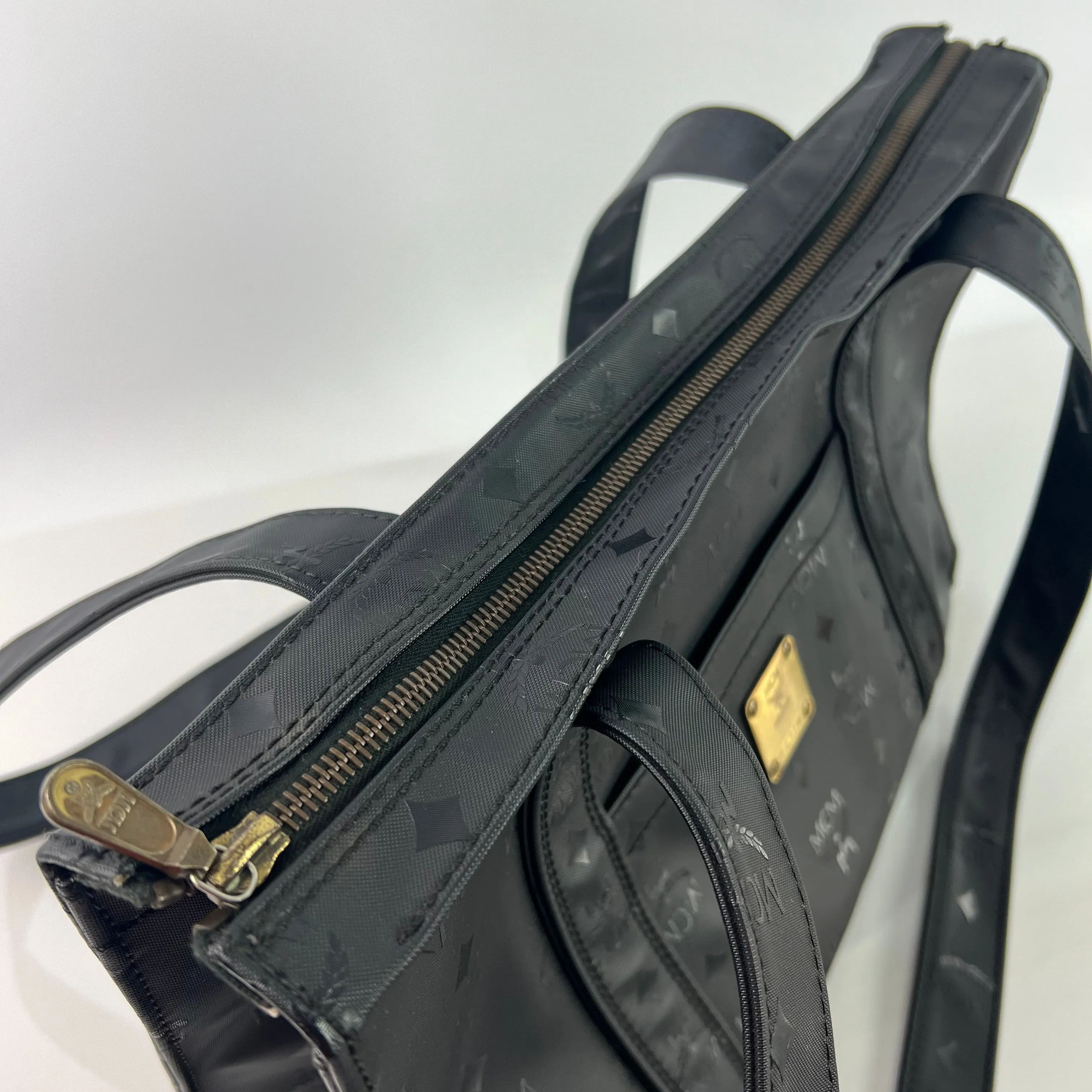 Tote