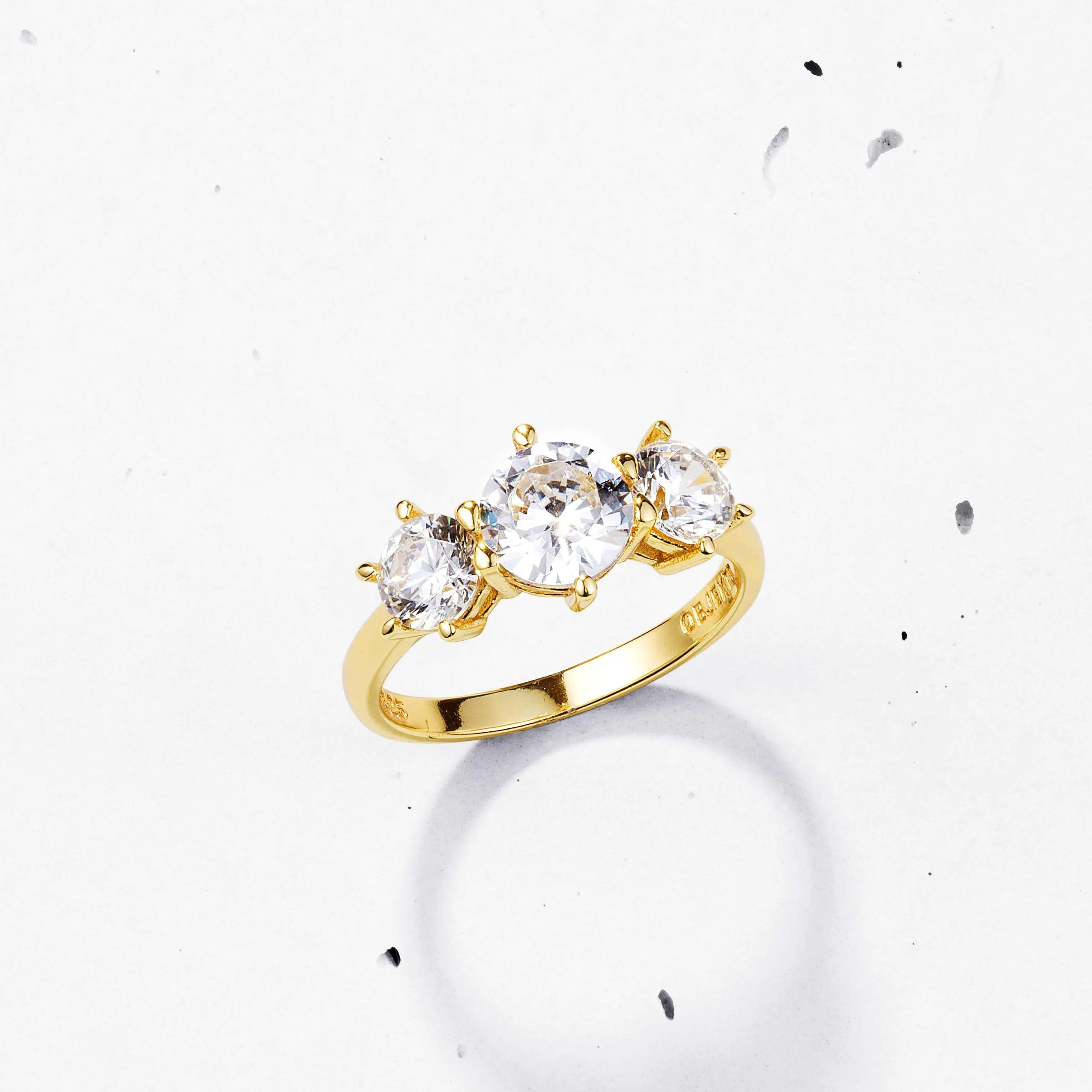 Trio Ring | Brilliant round