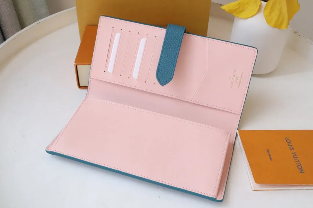 VERTICAL WALLET CAPUCINES CLOUD BLUE